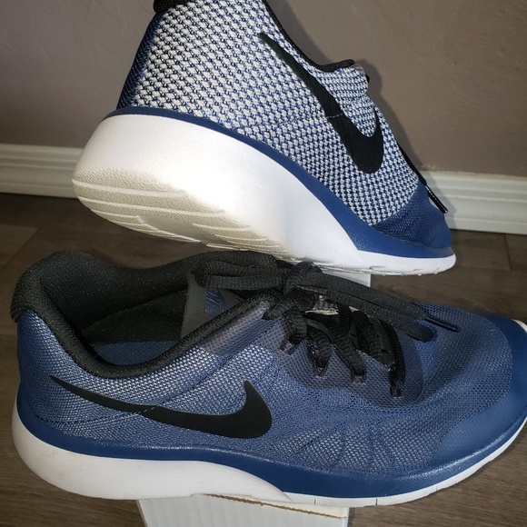 Nike Other - Nike Tanjun